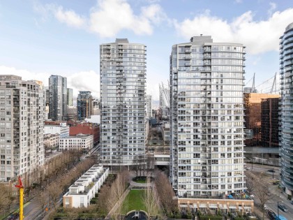 Photo 22 at 310 - 939 Expo Boulevard, Yaletown, Vancouver West