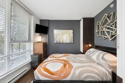 Photo 14 at 310 - 939 Expo Boulevard, Yaletown, Vancouver West