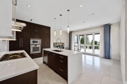 Photo 6 at 1468 Kings Avenue, Ambleside, West Vancouver