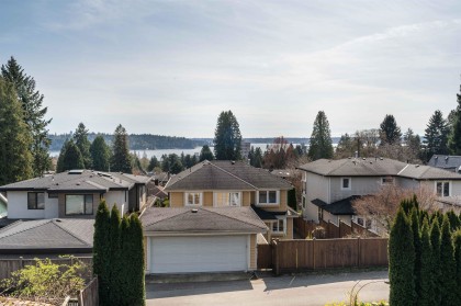 Photo 36 at 1468 Kings Avenue, Ambleside, West Vancouver