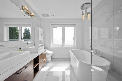 Photo 24 at 1468 Kings Avenue, Ambleside, West Vancouver