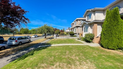 Photo 6 at 219 W 42nd Avenue, Oakridge VW, Vancouver West