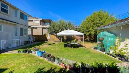 Photo 12 at 219 W 42nd Avenue, Oakridge VW, Vancouver West