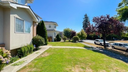 Photo 5 at 219 W 42nd Avenue, Oakridge VW, Vancouver West