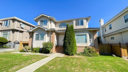 Photo 4 at 219 W 42nd Avenue, Oakridge VW, Vancouver West