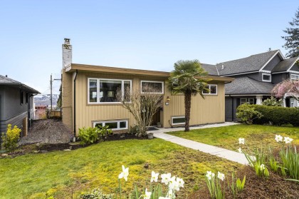 Photo 2 at 831 Whitchurch Street, Calverhall, North Vancouver