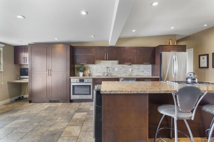 Photo 12 at 831 Whitchurch Street, Calverhall, North Vancouver