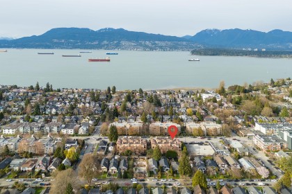 Photo 23 at 3018 W 4th Avenue, Kitsilano, Vancouver West