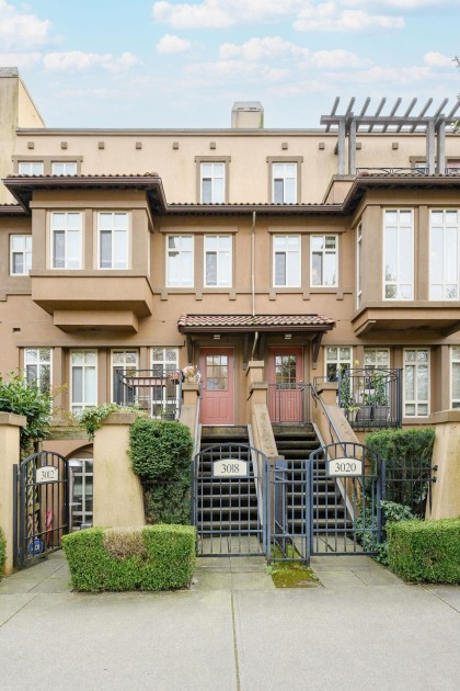 Photo 2 at 3018 W 4th Avenue, Kitsilano, Vancouver West