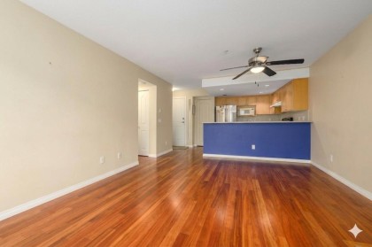 Photo 5 at 3018 W 4th Avenue, Kitsilano, Vancouver West