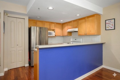 Photo 10 at 3018 W 4th Avenue, Kitsilano, Vancouver West