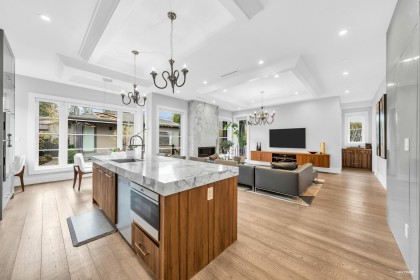 Photo 7 at 2820 W 32nd Avenue, MacKenzie Heights, Vancouver West