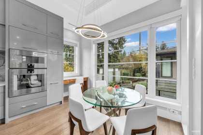Photo 11 at 2820 W 32nd Avenue, MacKenzie Heights, Vancouver West