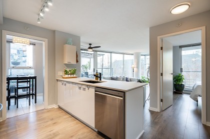 Photo 2 at 503 - 602 Citadel Parade, Downtown VW, Vancouver West