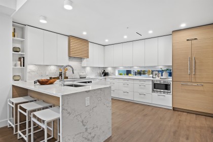 Photo 1 at 3206 Highland Boulevard, Edgemont, North Vancouver