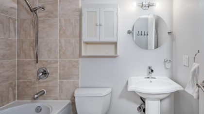 Photo 13 at 305 - 975 W 13th Avenue, Fairview VW, Vancouver West