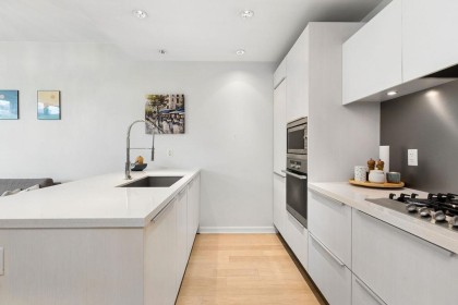 Photo 6 at 403 - 181 W 1st Avenue, False Creek, Vancouver West