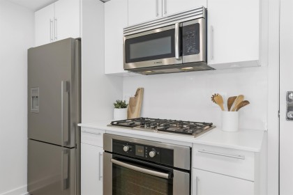 Photo 4 at 374 - 2080 W Broadway, Kitsilano, Vancouver West