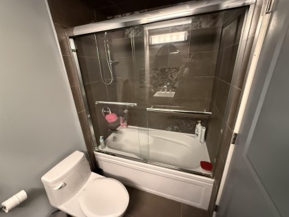 Photo 11 at 117 - 2416 W 3rd Avenue, Kitsilano, Vancouver West