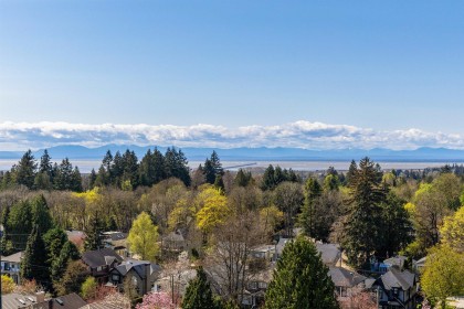 Photo 27 at 1100 - 5890 Balsam Street, Kerrisdale, Vancouver West