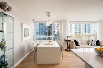 Photo 13 at 505 - 1201 Marinaside Crescent, Yaletown, Vancouver West