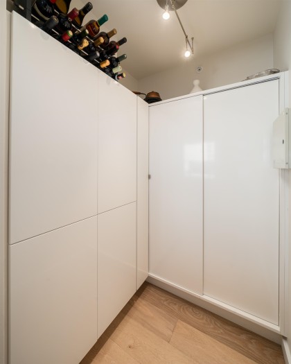 Photo 17 at 505 - 1201 Marinaside Crescent, Yaletown, Vancouver West