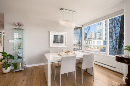 Photo 12 at 505 - 1201 Marinaside Crescent, Yaletown, Vancouver West