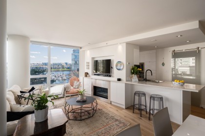 Photo 1 at 505 - 1201 Marinaside Crescent, Yaletown, Vancouver West