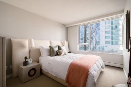 Photo 20 at 505 - 1201 Marinaside Crescent, Yaletown, Vancouver West