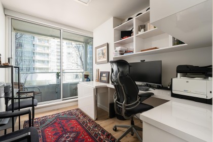 Photo 24 at 505 - 1201 Marinaside Crescent, Yaletown, Vancouver West