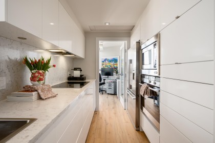 Photo 15 at 505 - 1201 Marinaside Crescent, Yaletown, Vancouver West