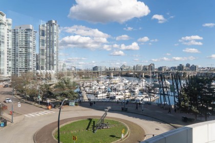 Photo 29 at 505 - 1201 Marinaside Crescent, Yaletown, Vancouver West