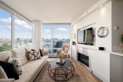 Photo 8 at 505 - 1201 Marinaside Crescent, Yaletown, Vancouver West