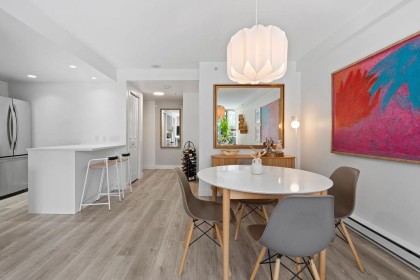 Photo 13 at 1409 W 6th Avenue, False Creek, Vancouver West