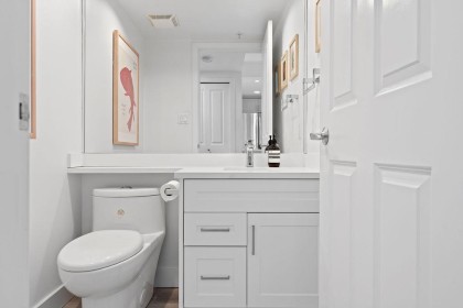 Photo 16 at 1409 W 6th Avenue, False Creek, Vancouver West