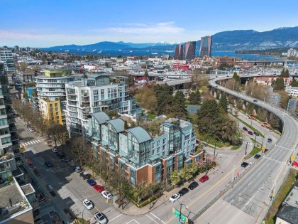 Photo 33 at 1409 W 6th Avenue, False Creek, Vancouver West