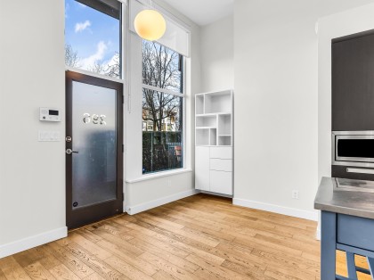 Photo 2 at 296 W 1st Avenue, False Creek, Vancouver West