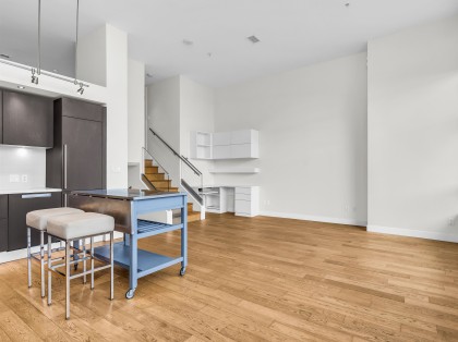 Photo 6 at 296 W 1st Avenue, False Creek, Vancouver West