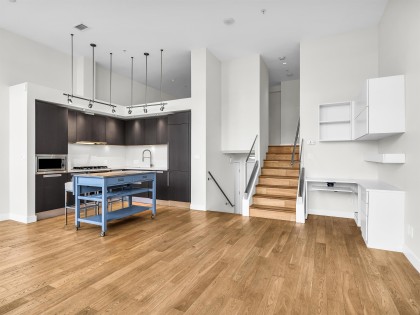 Photo 5 at 296 W 1st Avenue, False Creek, Vancouver West