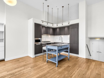 Photo 8 at 296 W 1st Avenue, False Creek, Vancouver West