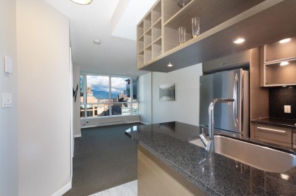 Photo 5 at 2102 - 833 Seymour Street, Downtown VW, Vancouver West