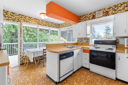 Photo 15 at 2912 Rosebery Avenue, Altamont, West Vancouver