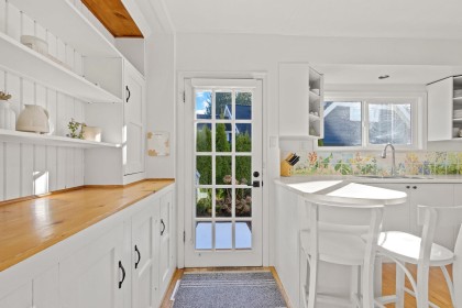 Photo 4 at 1275 Brantwood Road, Capilano NV, North Vancouver