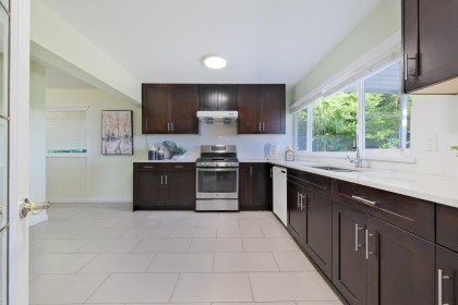 Photo 13 at 2365 Queens Avenue, Queens, West Vancouver