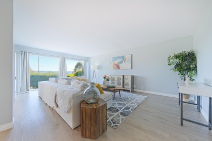 Photo 3 at 2365 Queens Avenue, Queens, West Vancouver