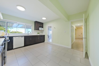 Photo 14 at 2365 Queens Avenue, Queens, West Vancouver