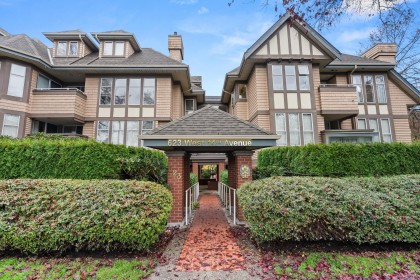 Photo 1 at E301 - 623 W 14th Avenue, Fairview VW, Vancouver West