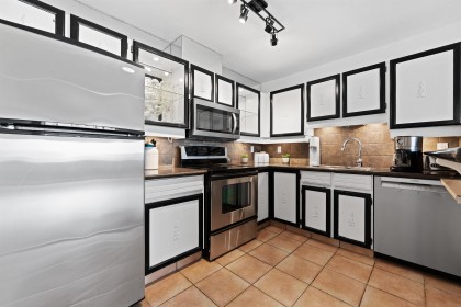 Photo 12 at 63 - 2212 Folkestone Way, Panorama Village, West Vancouver