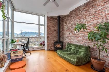 Photo 1 at 316 - 2515 Ontario Street, Mount Pleasant VW, Vancouver West