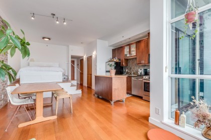Photo 8 at 316 - 2515 Ontario Street, Mount Pleasant VW, Vancouver West